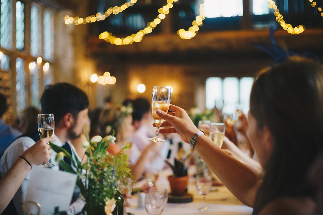 Planowanie przyjęcia weselnego – co wziąć pod uwagę?