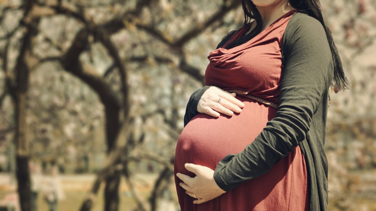 Sesja ciążowa – dlaczego warto ją zorganizować?